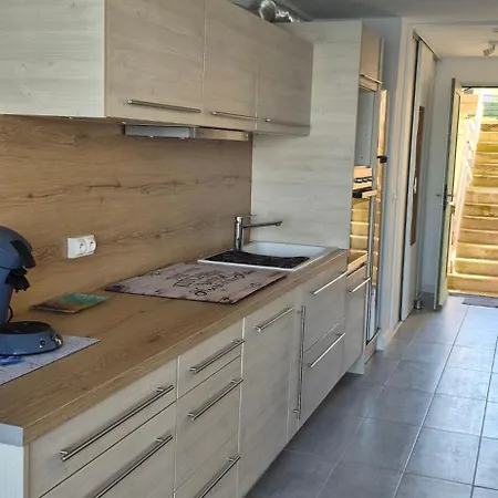 T2, Superbe Vue Renovee, Parking, Clim, Piscine Апартаменти