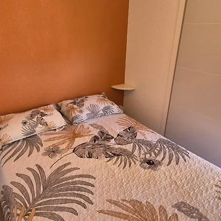 Lägenhet T2, Superbe Vue Renovee, Parking, Clim, Piscine