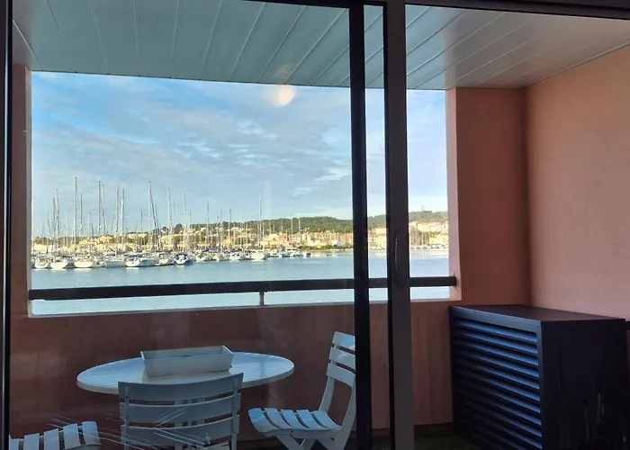 T2, Superbe Vue Renovee, Parking, Clim, Piscine Apartment Agde