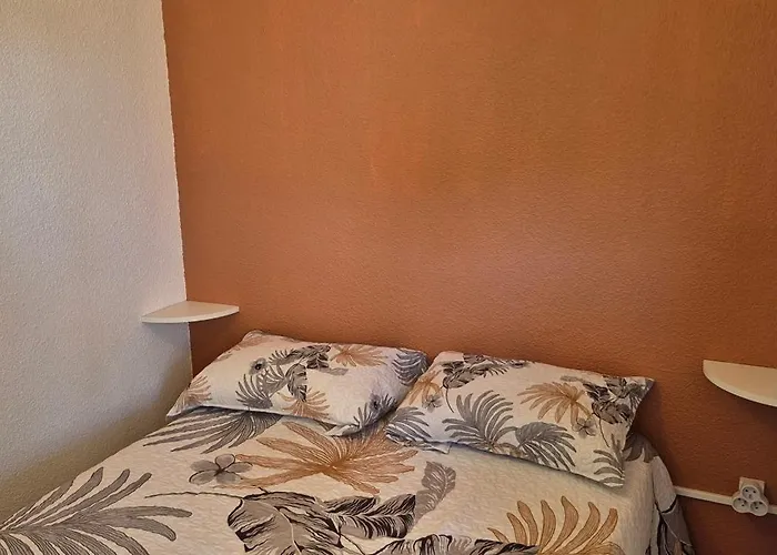 Lägenhet T2, Superbe Vue Renovee, Parking, Clim, Piscine *