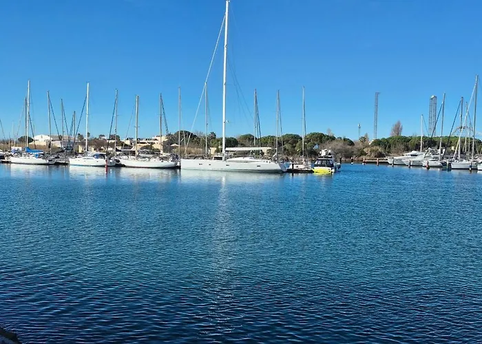 T2, Superbe Vue Renovee, Parking, Clim, Piscine *