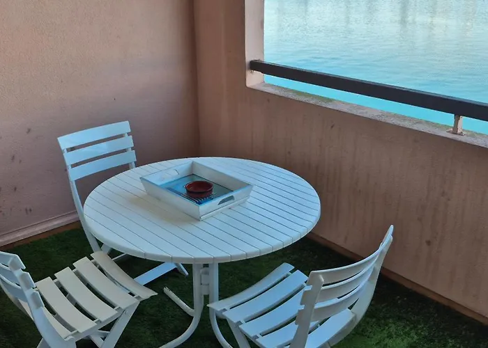 Lägenhet T2, Superbe Vue Renovee, Parking, Clim, Piscine