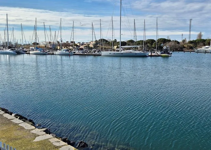 T2, Superbe Vue Renovee, Parking, Clim, Piscine Apartment